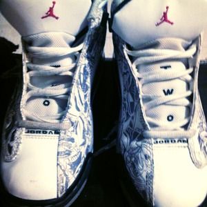 Jordan Grey Dub Zeros! 6Y . 8 women's.