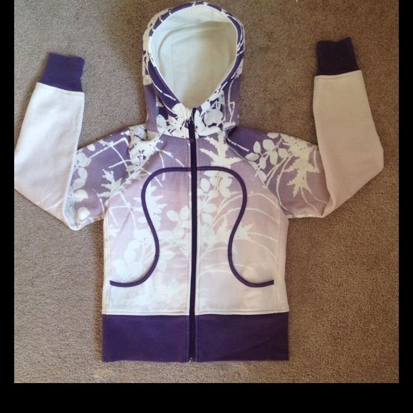 SOLD SOLD SOLD Lululemon Scuba Hoodie 6