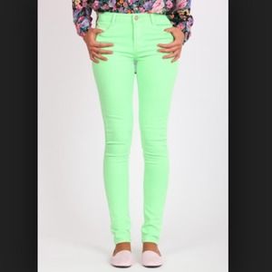 NWOT Pastel green jeans