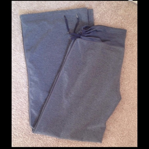 SOLD SOLD SOLD Lululemon Yoga Pant 10