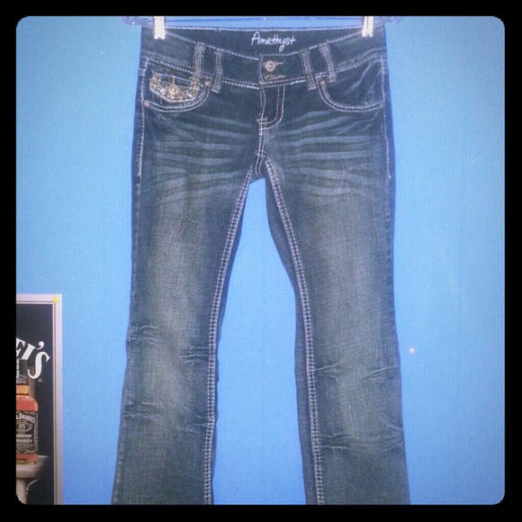 ADORABLE AMETHYST LOW RISE FLARE JEANS!