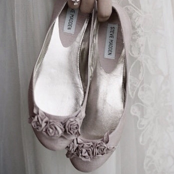 Steve Madden Silver Flats