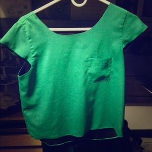 Cut out back emerald green shirt