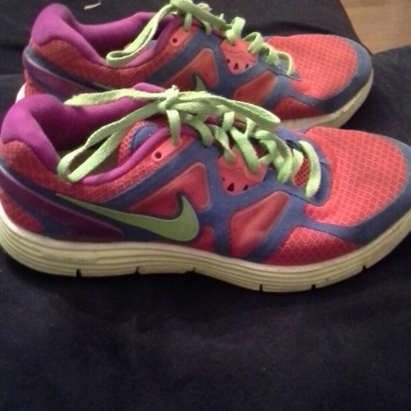 Nike shoes