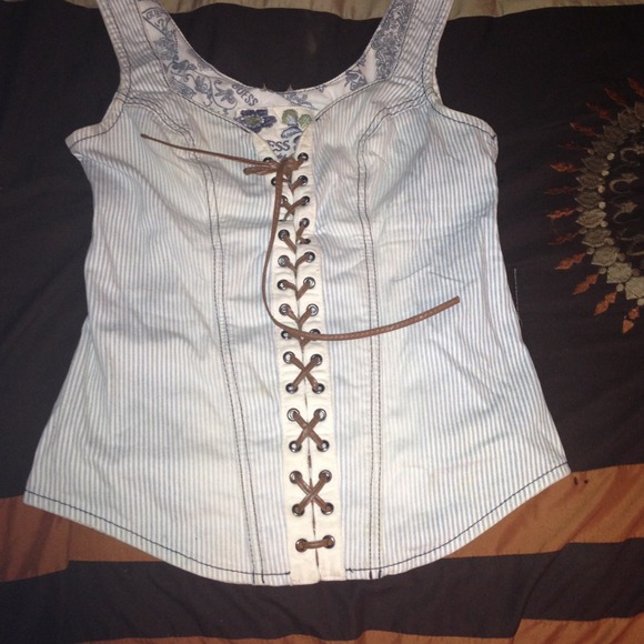 Guess top