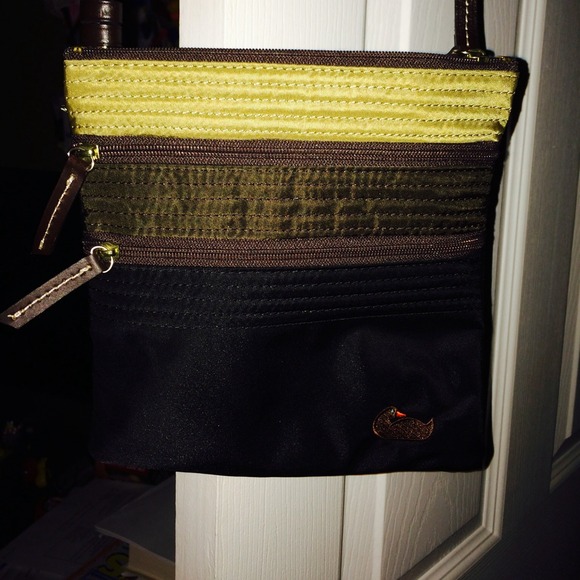 Dooney and Bourke Crossbody bag