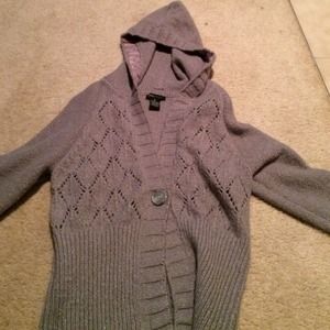 BCBG gray sweater