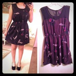 ❌SOLD❌Feather print dress NWOT