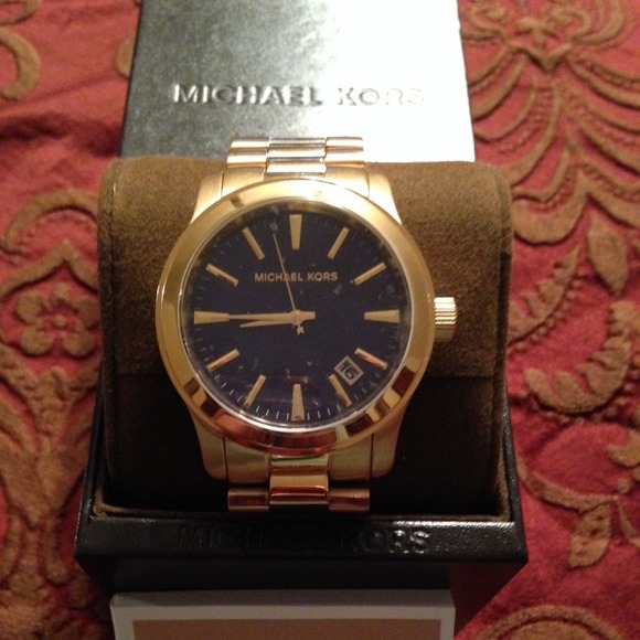 SOLD  MICHAEL Kors watch. NWT. GORGEOUS. - Picture 3 of 4