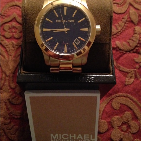 SOLD  MICHAEL Kors watch. NWT. GORGEOUS. - Picture 4 of 4