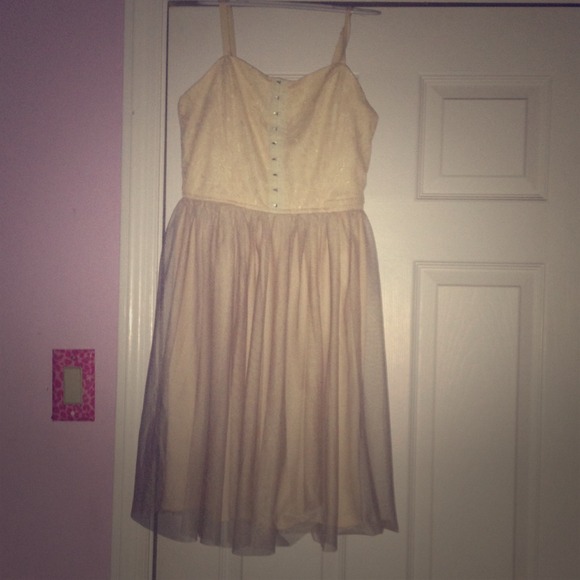 Peach dress flows out when put on🎀 - Picture 1 of 1