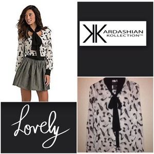 Kardashisn Kollection blouse