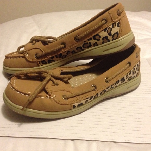 Boat shoes ****reserved****