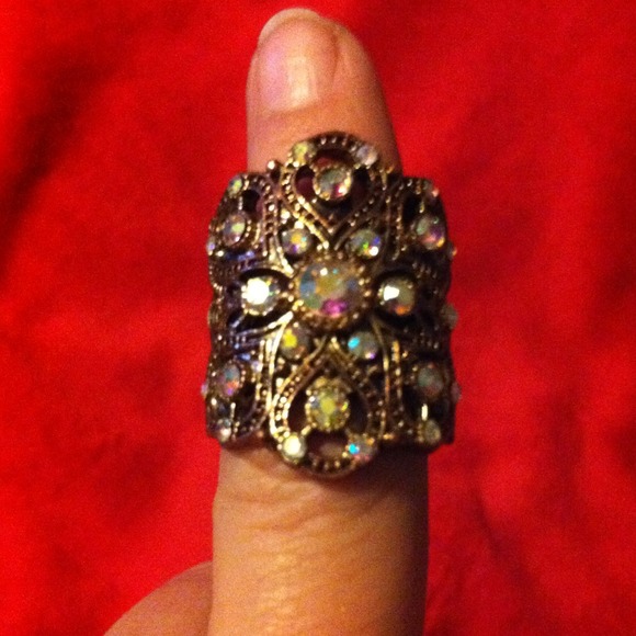 #🚫#SOLD#🚫# Antique style stretch statement ring
