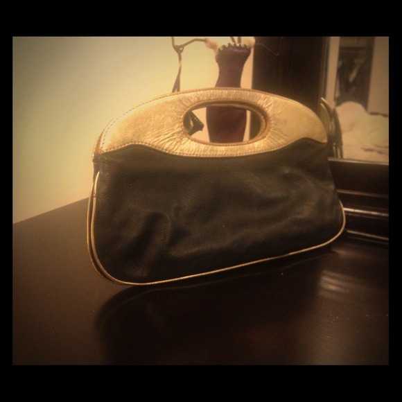 Steven Madden leather blk & gold clutch