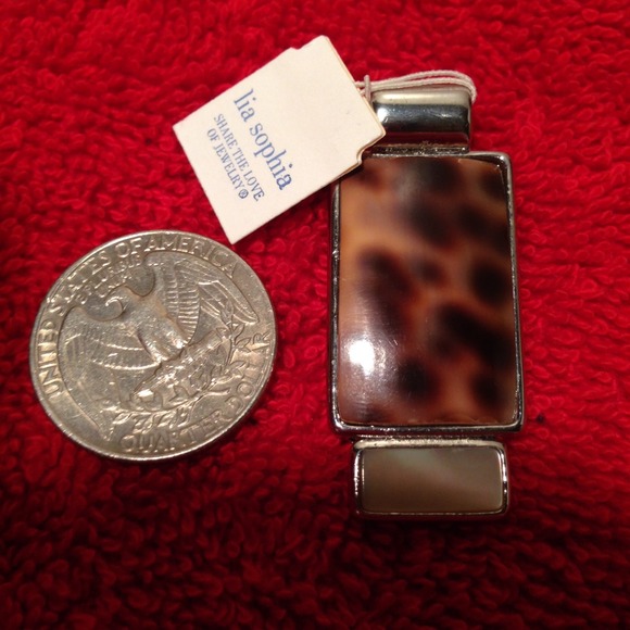 Lia Sophia pendant - Picture 3 of 3