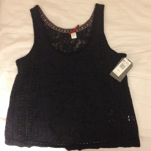 Element Bohemian Lace Top - Picture 1 of 4