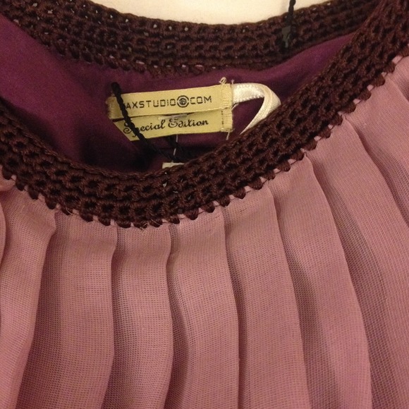 Ombré Max Studio Skirt in Burgundy - Picture 3 of 4