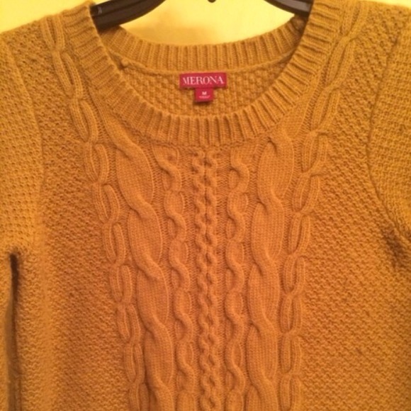 Mustard pullover sweater - Picture 2 of 3