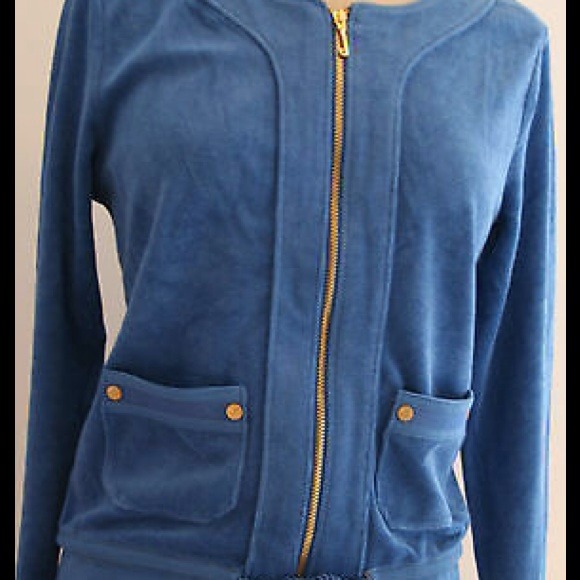 JUICY COUTURE Zip up hoodie!