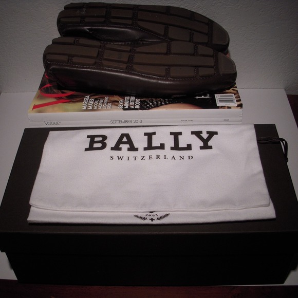 ❗️REDUCED❗️ BALLY LOAFERS - Picture 3 of 4