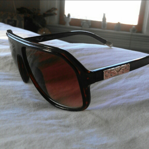 {SOLD IN BUNDLE} Mock aviator sunglasses