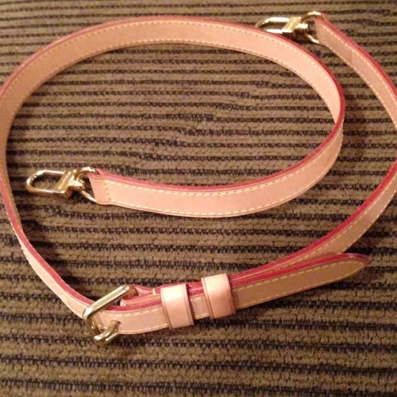 Louis Vuitton Strap (SOLD) - Picture 2 of 4
