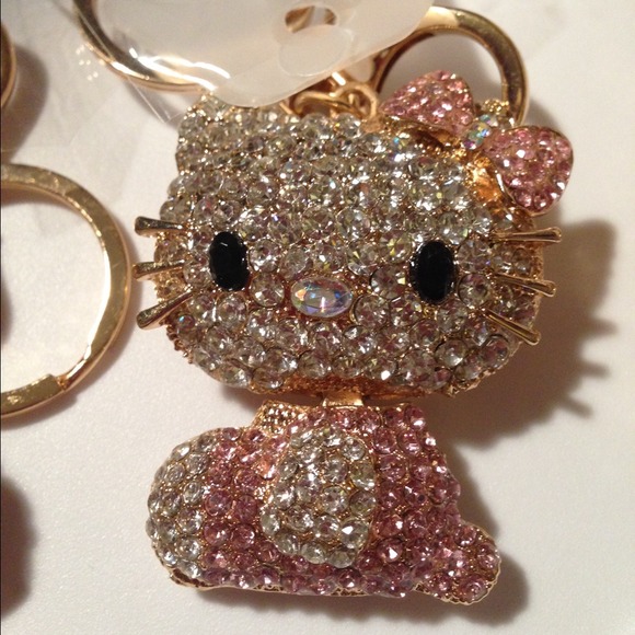 @sold/bundled @brighteye5587 Pink Hello Kitty 💕