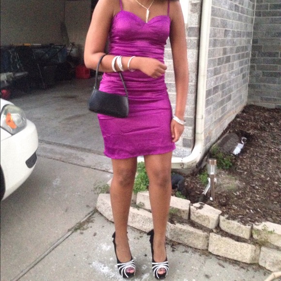 Dress - Picture 2 of 2