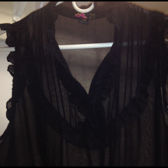 Forever 21 Sleeveless/Sheer Top - Picture 2 of 3