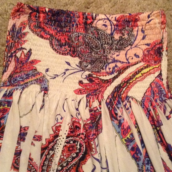 White floral beachy dress - Picture 3 of 3