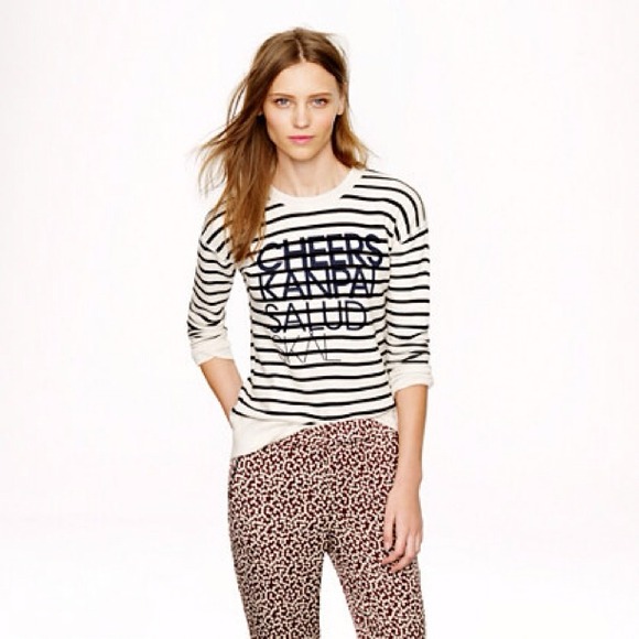 ❌TRADED❌NWOT Vintage Sweatshirt in Cheers