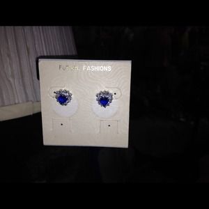 Earrings 9.25 silver and 3pc necklace and earring