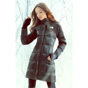 Norh face metropolis parka