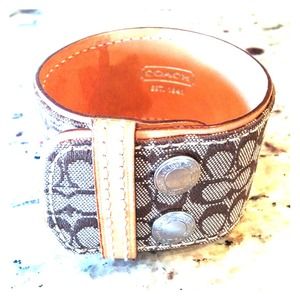 Coach cuff/bracelet