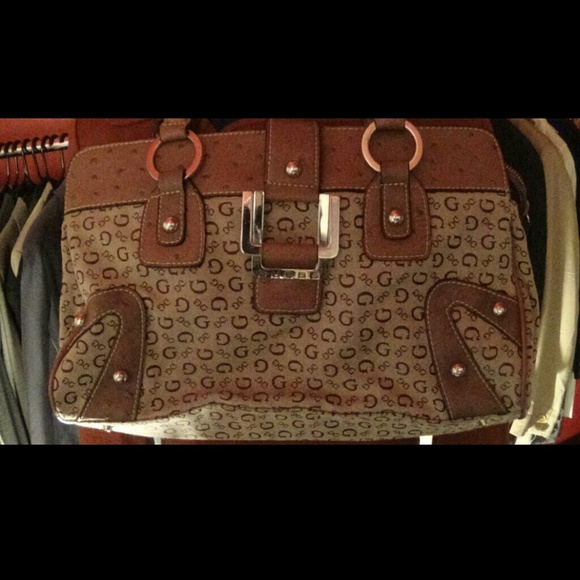 Guess authentic vintage leather handbag