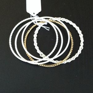 Cream bangle set