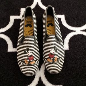 💕SOLD💕 Keds Mickey Mouse Shoes