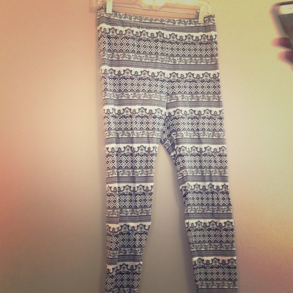 Forever 21 Pants - Tribal Print Leggings