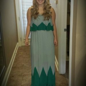Green maxi dress!