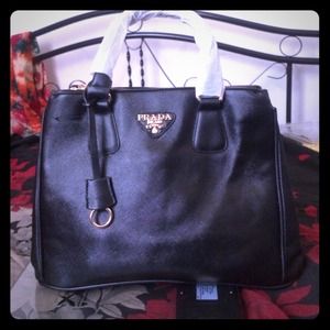 👜👛 PRADA🎀💋