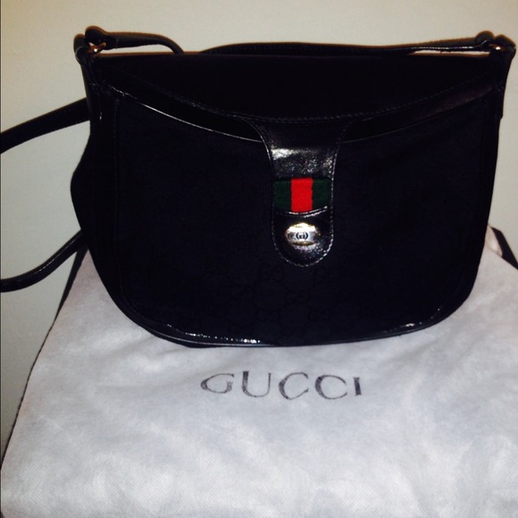 🔴sold🔴GUCCI authentic vintage shoulder  bag