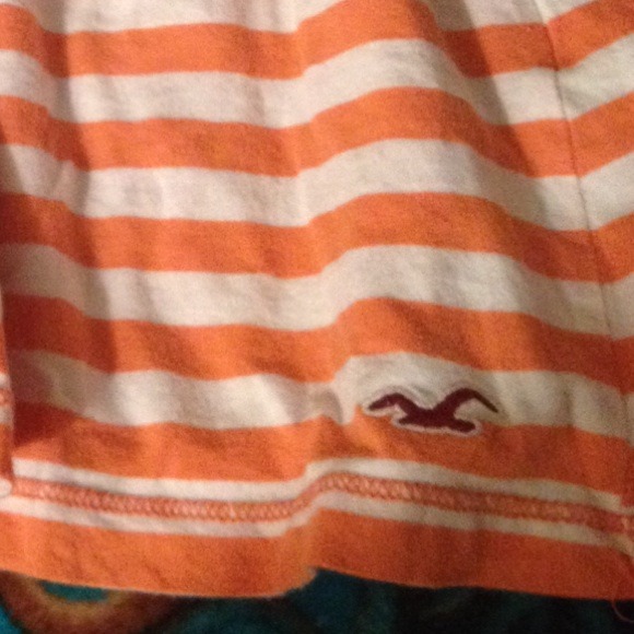 Hollister - Picture 2 of 2