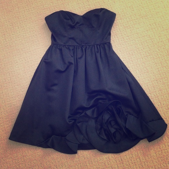Strapless Rebecca Taylor dress