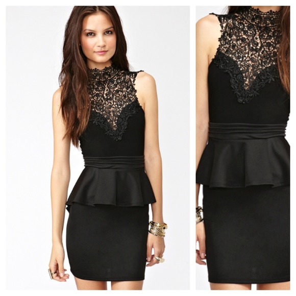 The Vintage Shop Dresses & Skirts - ⬇️REDUCED⬇️ Vintage Lace Peplum Dress