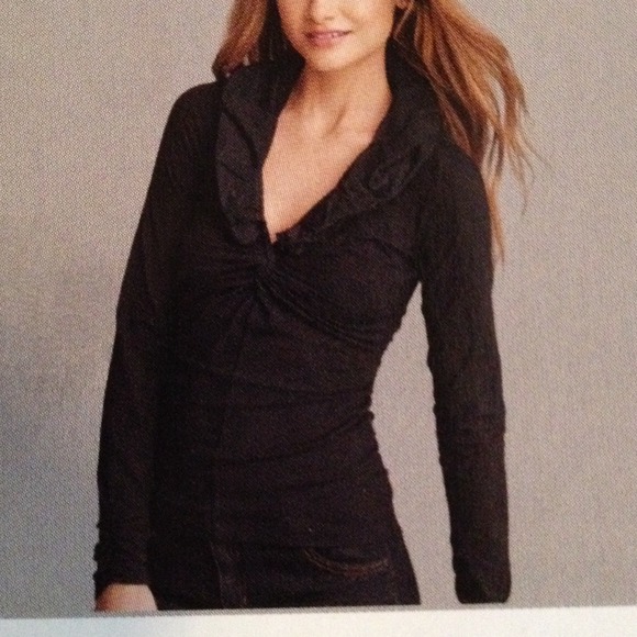 Bundle For @ahelbling skirt & 3 Tops