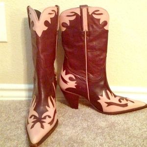 Charlie 1 Horse brown and nude boots by Lucchese