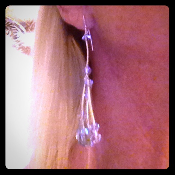 #handmade❗ Swarovski crystals w/ a hint of grey?💞
