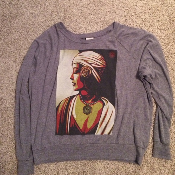 Obey sweatshirt