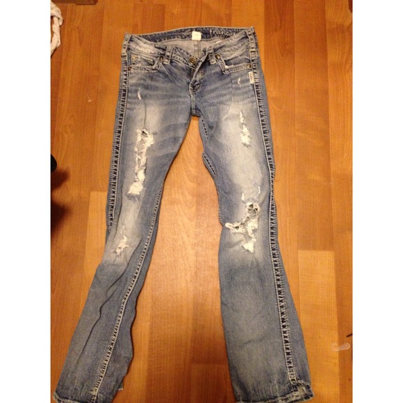 Silver Jeans - Picture 2 of 3